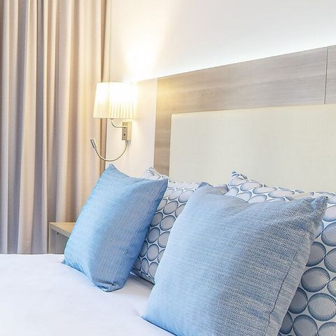 CHAMBRE 3 personnes - Chambre Familiale - 3 personnes - balcon