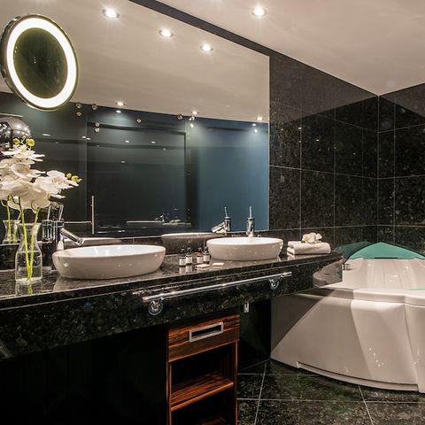 CHAMBRE 2 personnes - Chambre Double - Balcon