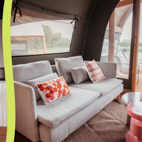 LODGE 4 personnes - Pavillon d'eau