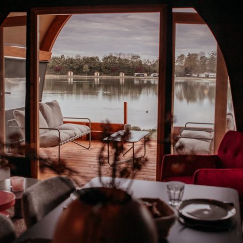 LODGE 4 personnes - Pavillon d'eau