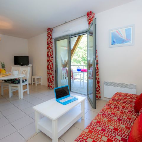 STUDIO 3 personnes - G/268 - studio