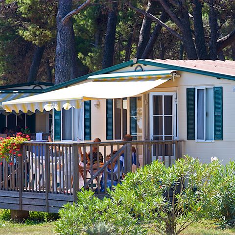 BUNGALOW 5 personnes - Mobil-home de deux chambres
