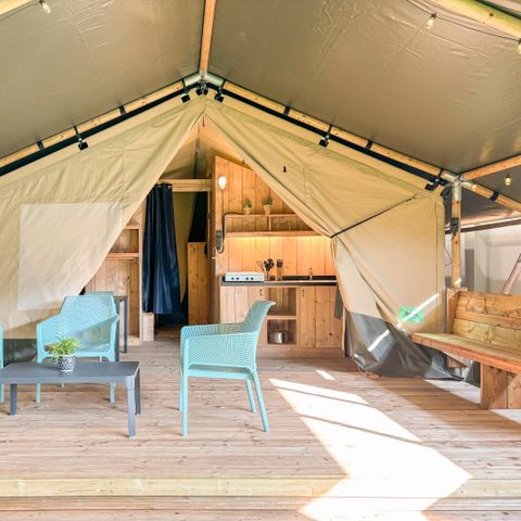 Tente en toile et en bois 6 personnes - y compris les installations sanitaires