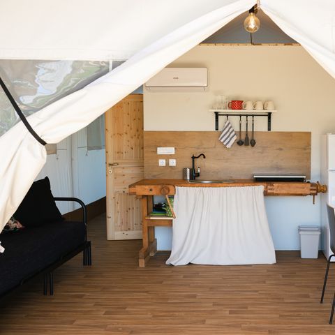 TENTE TOILE ET BOIS 6 personnes - Glamping avec salle de bain et baignoire, 54m2