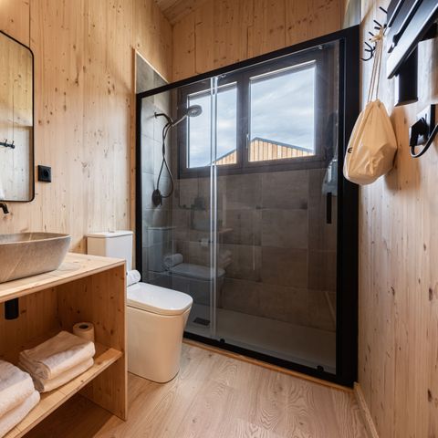 BUNGALOW 4 personnes - Peak Cabin