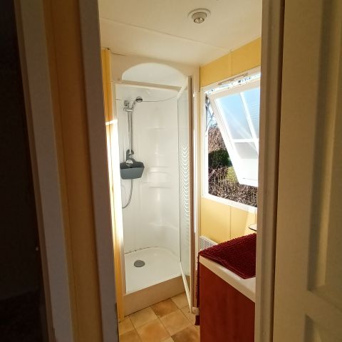 BUNGALOW 4 personnes - Mobil-home Super Titania « Bleu » 2 chambres - climatisé