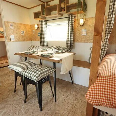 HÉBERGEMENT INSOLITE 4 personnes - Tiny House | 2 Ch. | 4 Pers. | Terrasse surélevée | 1 SDB | Clim.