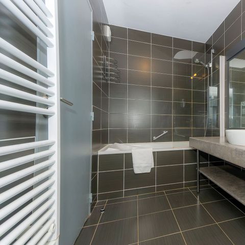 APPARTEMENT 4 personnes - 3 PIECES 4 PERS. TERRASSE VUE AVEN