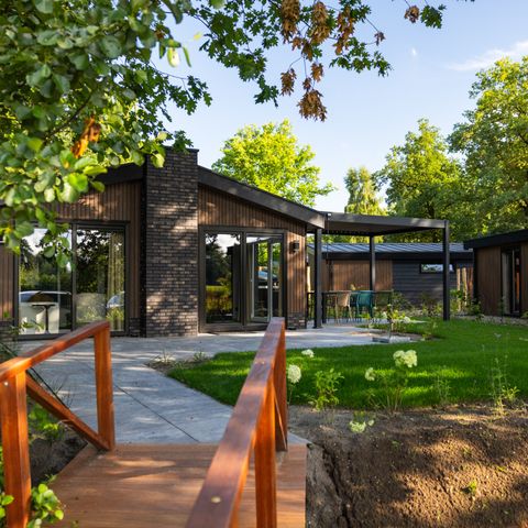 CHALET 6 personnes - Ridderstede avec bain à remous et sauna