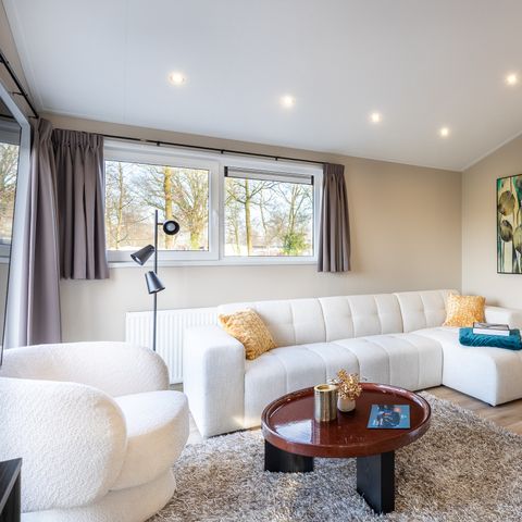 CHALET 6 personnes - Ridderstede avec bain à remous et sauna