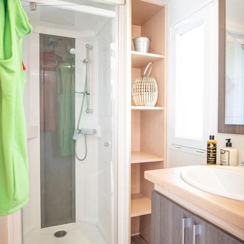 BUNGALOW 4 personnes - Mobil-home 24m² / 2 chambres - Terrasse au sol - 2 ADULTES OU 2 ADULTES +2 ENFANTS