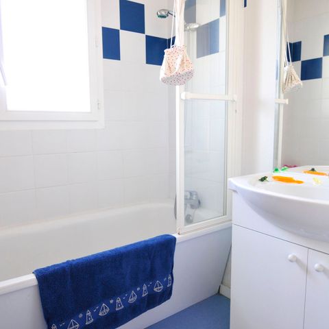 STUDIO 4 personnes - G/7_STUDIO 3/4 PERSONNES EN REZ DE JARDIN 