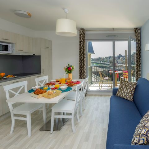 APPARTEMENT 8 personnes - G/330_4 PIECES 8 PERS. PREMIUM VUE MER