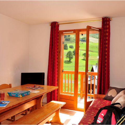 APPARTEMENT 6 personnes - G/2_2 PIECES CABINE 6 PERSONNES