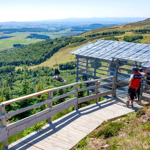 Résidence Goélia Les Chalets de Super Besse - Camping Puy-de-Dôme - Image N°3