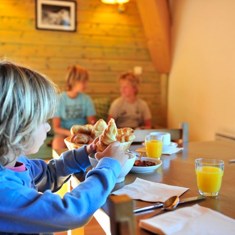 APPARTEMENT 8 personnes - G/10_3 PIECES CAB ou MEZZ 8 PERSONNES