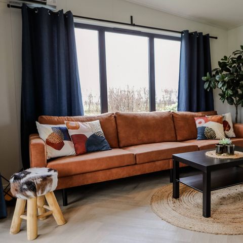 CHALET 6 personnes - Luxe sur mini camping Value avec bain à remous