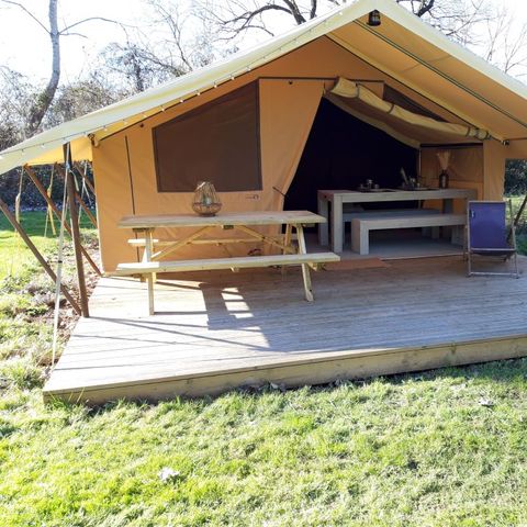 TENTE TOILE ET BOIS 4 personnes