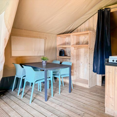 TENTE TOILE ET BOIS 4 personnes - y compris les installations sanitaires