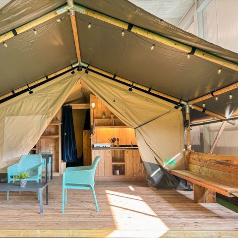 Tente en toile et en bois 6 personnes - y compris les installations sanitaires