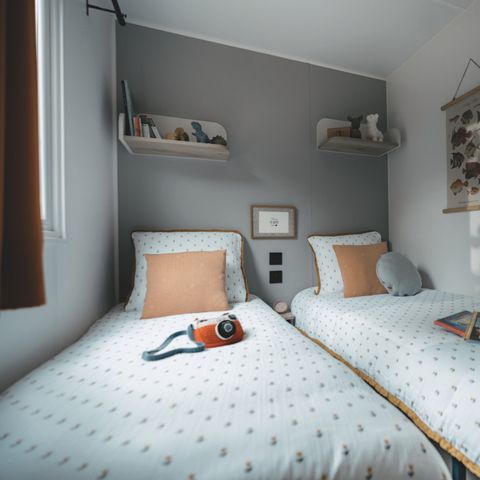 BUNGALOW 6 personnes - Mobil home Confort - 3 chambres - terrasse semi-couverte