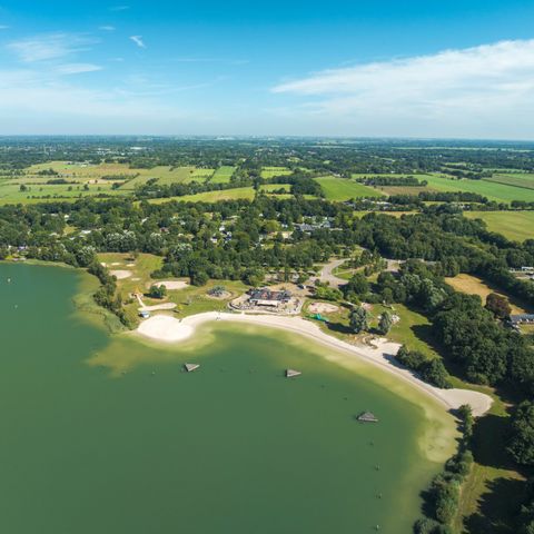 TENTE TOILE ET BOIS 5 personnes - Lodge de glamping avec sanitaires privés
