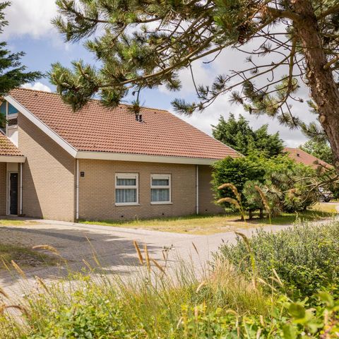 MAISON 8 personnes - Villa de vacances avec piscine intérieure privée et sauna