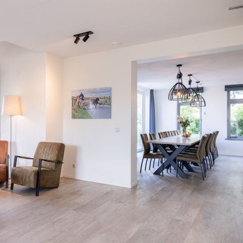MAISON 16 personnes - Ferme familiale avec piscine intérieure privée et sauna