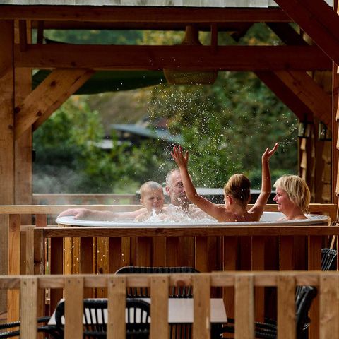 MAISON 6 personnes - Maison Heyde avec bain à remous