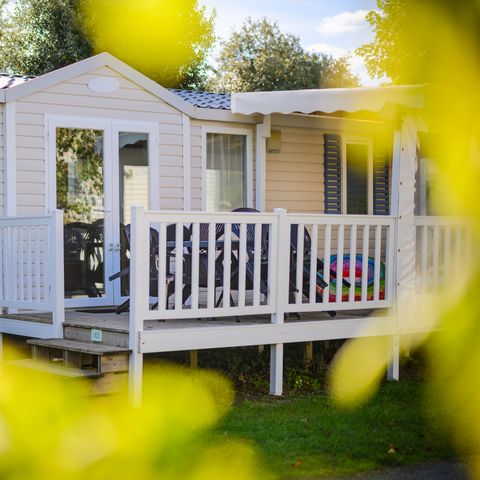 BUNGALOW 6 personnes -  SAM - LOISIR CONFORT 3ch/ 6p - 36m² - Terrasse couverte