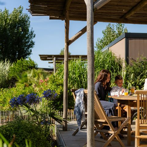 BUNGALOW 6 personnes - SAM - SUNELIA LUXE TAOS SPA 3ch/ 6p - 40m² - Terrasse exotique