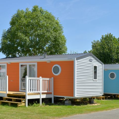 BUNGALOW 5 personnes -  SAM - COTTAGE CONFORT 2ch/ 4/5p - 30m² - Terrasse parasol
