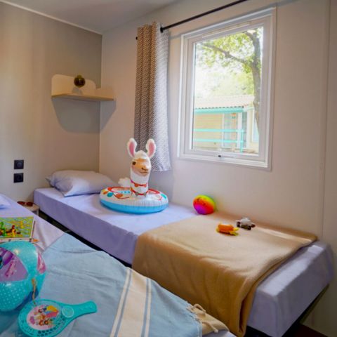 BUNGALOW 4 personnes - Mobil-Home Confort 2 chambres