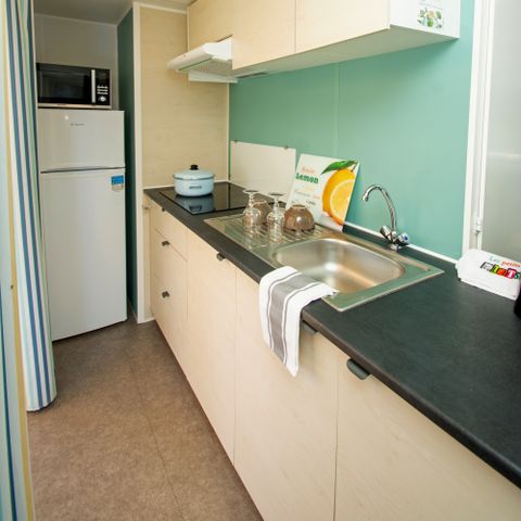 BUNGALOW 8 personnes - LUXE 6/8 personnes 3 ch, CLIM / TV / WIFI gratuit