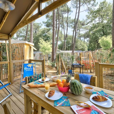 Lodge 4 personnes - Sweetflower - 2 chambres - CONFORT CLIM - 40m² - Clim - TV - Plancha - Terrasse couverte