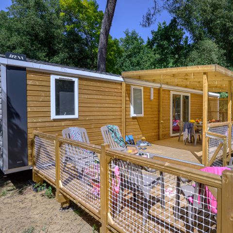 Mobilhome 8 personnes - Family - 4 chambres - PREMIUM - 38m²-Roselune-Clim-TV-lave-vaiss.-plancha-terrasse - XXL couverte