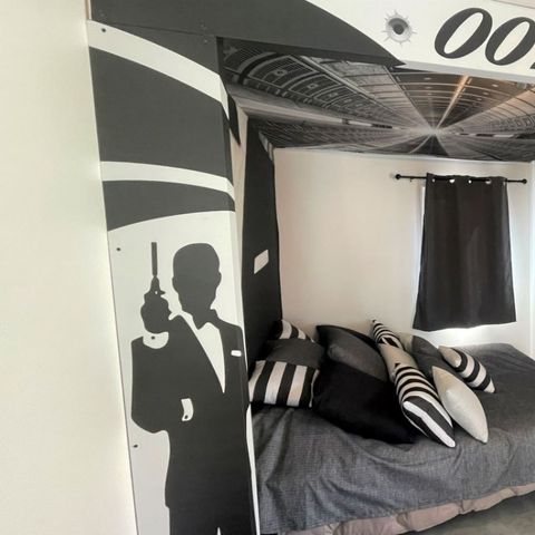 HÉBERGEMENT INSOLITE 4 personnes - Cabane Cinéma Sam/Sam
