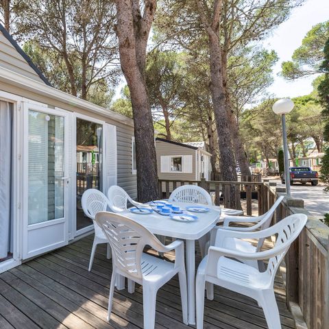 BUNGALOW 6 personnes - Classic | 2 Ch. | 4/6 Pers. | Terrasse surélevée non couverte | 1 SDB | Clim