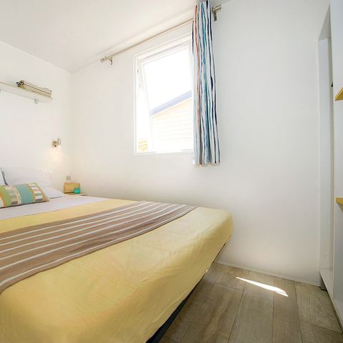 BUNGALOW 5 personnes - Classic | 2 Ch. | 5 Pers. | Terrasse surélevée non couverte | 1 SDB | Clim.