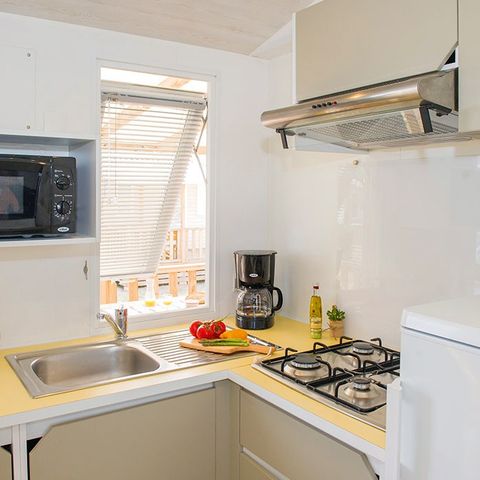 BUNGALOW 5 personnes - Classic | 2 Ch. | 5 Pers. | Terrasse surélevée non couverte | 1 SDB | Clim.