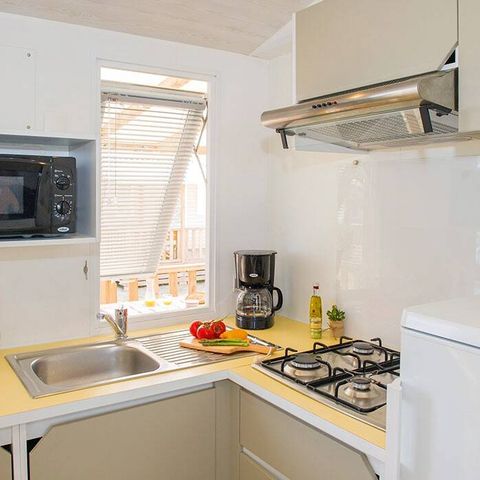 BUNGALOW 4 personnes - Classic | 2 Chambres | 4 Couchages | Terrasse semi couverte | 1 Salle de bain | Climatisation