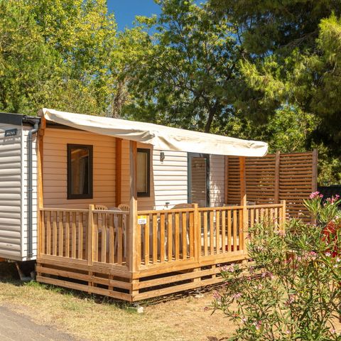 BUNGALOW 6 personnes - Premium | 3 Chambres | 6 Couchages | Terrasse lounge | 1 Salle de bain | Climatisation | Télévision