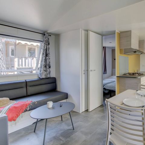 BUNGALOW 6 personnes - Premium | 3 Chambres | 6 Couchages | Terrasse semi couverte | 1 Salle de bain | Climatisation | Télévision