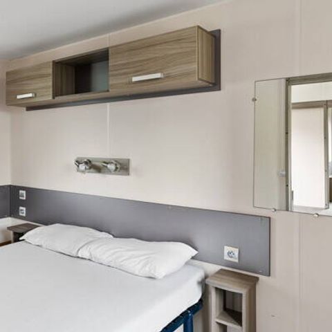 BUNGALOW 4 personnes - Mobil-home PMR | Comfort | 2 Ch. | 4 Pers. | Terrasse surélevée | Clim.