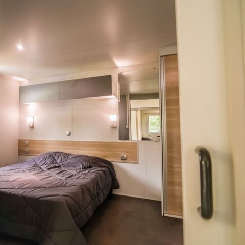 BUNGALOW 6 personnes - CONFORT adapté pour personne à mobilité réduite - 2 chambres avec climatisation + TV