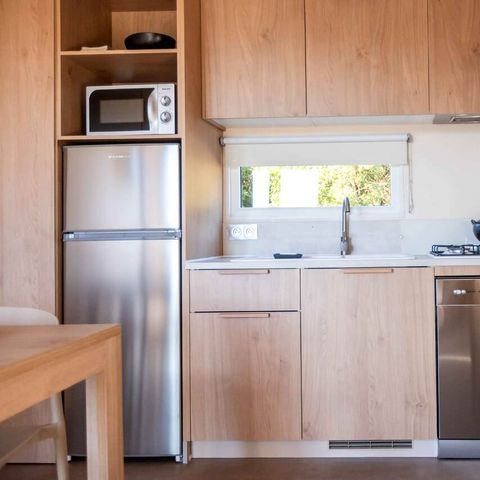 BUNGALOW 5 personnes - PREMIUM - 2 chambres avec climatisation +TV+ Plancha à gaz + 2 SDB - 2025