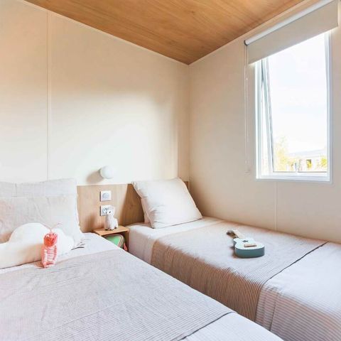 BUNGALOW 7 personnes - PREMIUM - 3 chambres avec climatisation +TV+ Plancha à gaz + 2 SDB - 2025