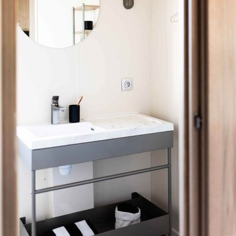 BUNGALOW 7 personnes - PREMIUM - 3 chambres avec climatisation +TV+ Plancha à gaz + 2 SDB - 2025