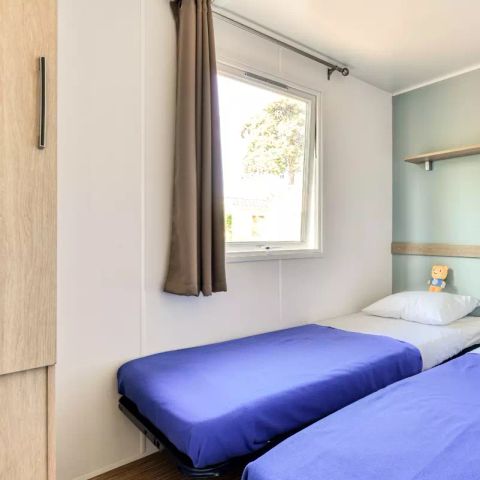 BUNGALOW 10 personnes - Mobil Home Family 5 Pièces 8/10 Personnes Climatisé + TV