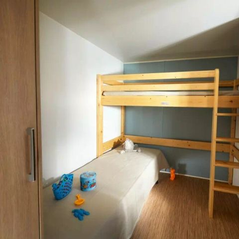 Mobilhome 4 personnes - PMR 3 Pièces 4 Personnes Climatisé + TV